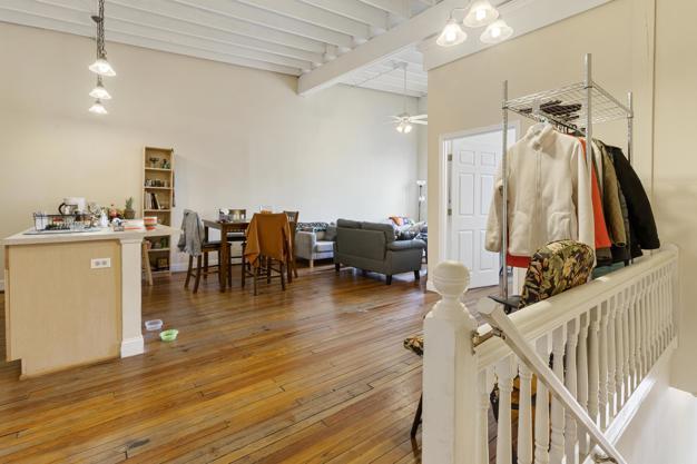 1145 E Main St in Radford, VA - Building Photo - Building Photo