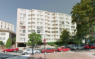 922 24th St NW, Unit 802 in Washington, DC - Building Photo