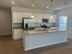 109 Vega Dr in Sanford, NC - Building Photo - Building Photo