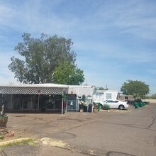 Mountain Village Mhp-16 Spaces in Phoenix, AZ - Building Photo - Building Photo