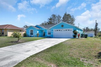 8333 Atmore Ave in North Port, FL - Building Photo - Building Photo