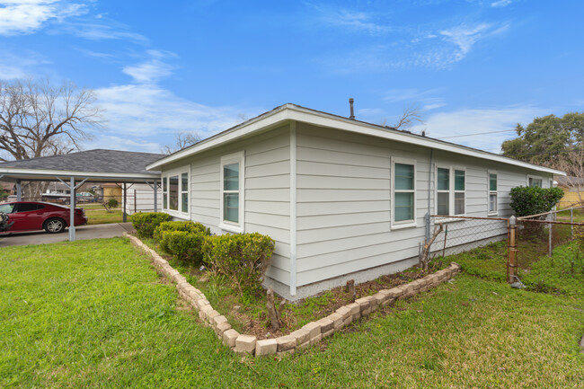 2025-2011 11th St in Galena Park, TX - Building Photo - Building Photo