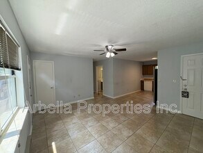 410 Erwin Hwy in Greeneville, TN - Building Photo - Building Photo