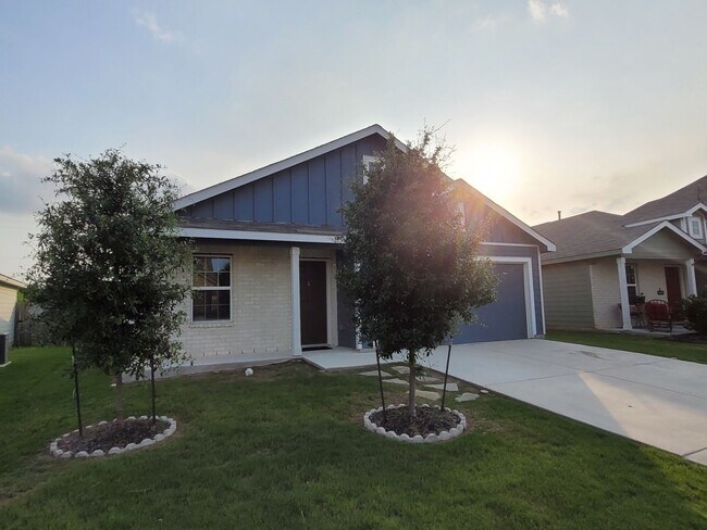 10310 Waverunner in Converse, TX - Building Photo - Building Photo