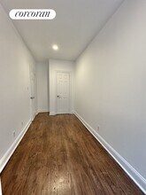 413 E 70th St in New York, NY - Building Photo - Building Photo