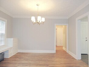 3238 Euclid Heights Blvd in Cleveland Heights, OH - Building Photo - Building Photo