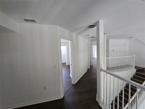 674 Sandy Neck Ln in Altamonte Springs, FL - Building Photo - Building Photo