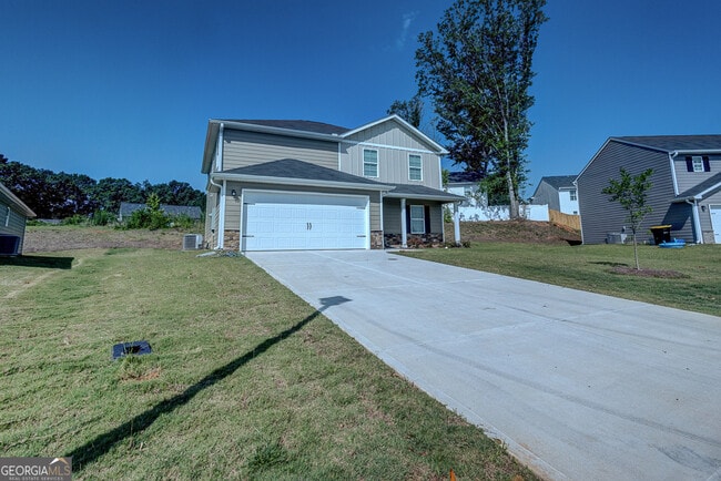 322 Foxtrot Trl in Hogansville, GA - Building Photo - Building Photo