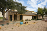 Hemingway House Apartments photo'