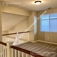 883 Beauregard Ln in Clovis, CA - Building Photo - Building Photo
