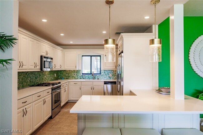 property at 22 Cypress View Dr