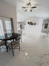 6663 Stratford Dr in Parkland, FL - Building Photo - Building Photo