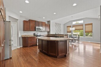 6185 Dietz Dr in Canal Winchester, OH - Foto de edificio - Building Photo