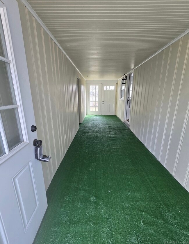 3 Robin Rd in Windsor, CT - Building Photo - Building Photo