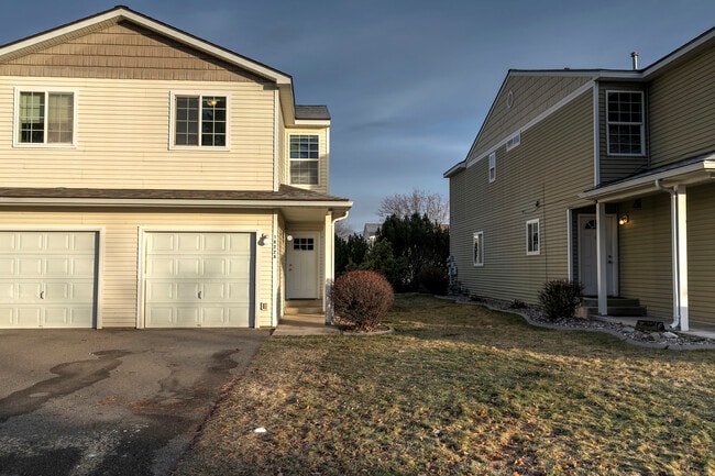 1822 Wyoming St, Unit A in Missoula, MT - Foto de edificio - Building Photo