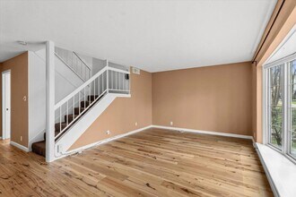 1809 Coronado Hills Dr, Unit 10 in Austin, TX - Building Photo - Building Photo