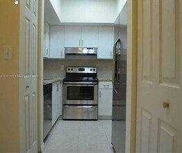 8635 SW 152nd Ave-Unit -225 in Miami, FL - Foto de edificio - Building Photo