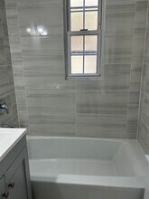2475 Summer St in Stamford, CT - Building Photo - Building Photo