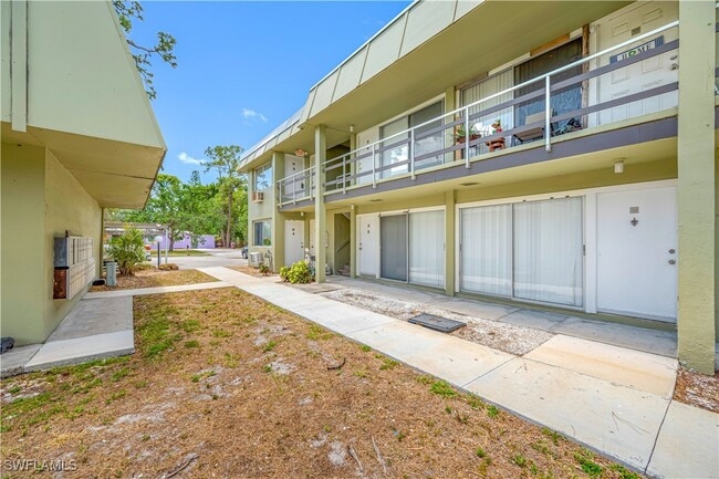 property at 1852 Golf View Ave