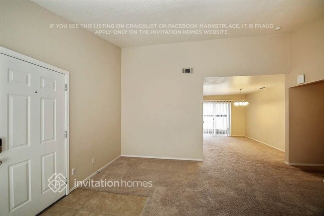 3725 17th Ave in Sacramento, CA - Foto de edificio - Building Photo