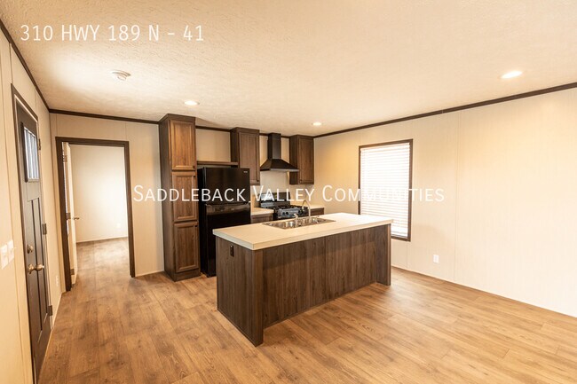 310 HWY 189 in Kemmerer, WY - Building Photo - Building Photo