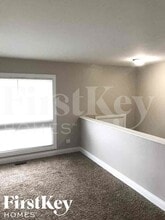 430 E Clark St in Glenwood, IL - Foto de edificio - Building Photo