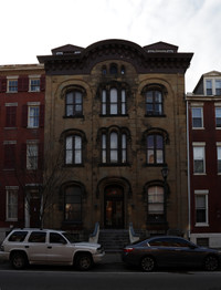 Renzi Spruce Street Apartments in Philadelphia, PA - Foto de edificio - Building Photo