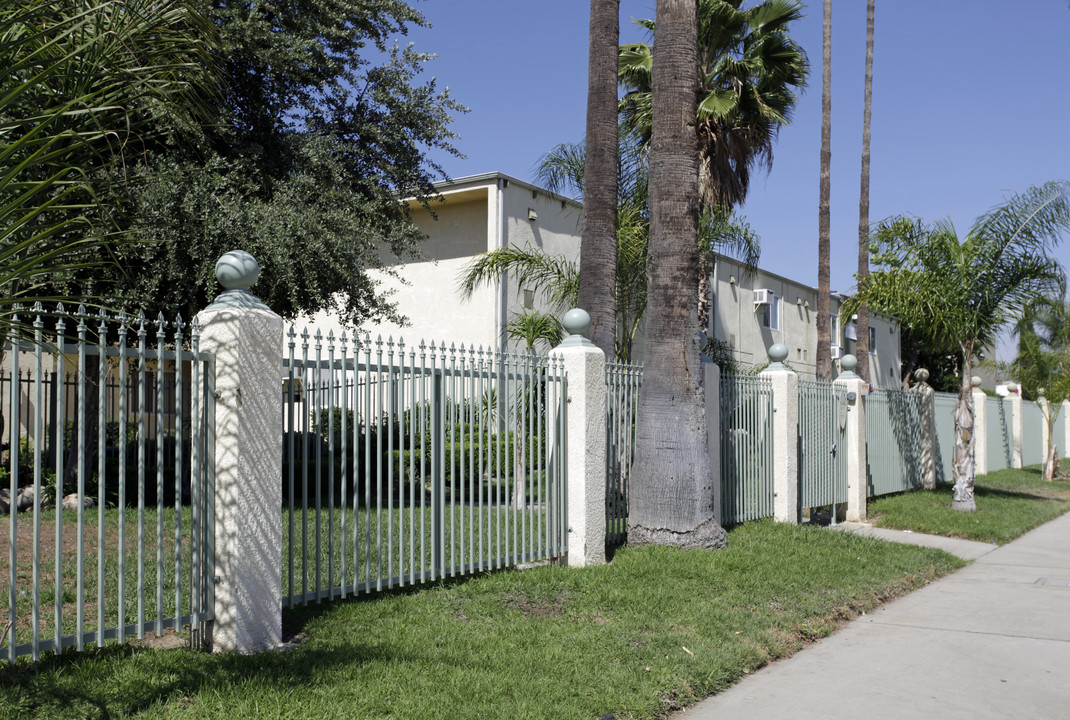 Base Palm Apartments in Highland, CA - Building Photo