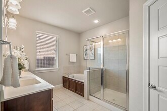 16719 Highland Country Dr in Cypress, TX - Building Photo - Building Photo