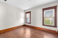 239 Summit Ave, Unit UPPER in Buffalo, NY - Building Photo - Building Photo