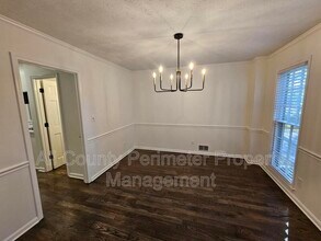 4536 Mountain Creek Dr in Roswell, GA - Building Photo - Building Photo