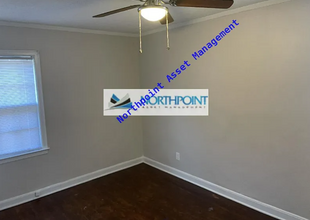 3656 Kearney Ave, Unit Right Unit in Memphis, TN - Foto de edificio - Building Photo