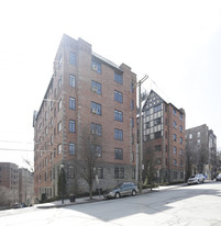 White Hall Apartments in Bronxville, NY - Building Photo
