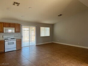 3925 Biddle St in North Las Vegas, NV - Building Photo - Building Photo