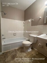 553 Lincoln Dr in Bloomfield, IN - Building Photo - Building Photo