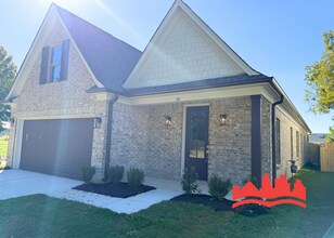 January Special - January rent free and half off February rent.  New Build in Oakland, TN! in Oakland, TN - Foto de edificio - Building Photo