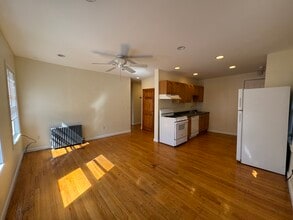 20 Alberta Ter, Unit #2 in Cambridge, MA - Foto de edificio - Building Photo