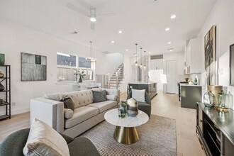 5633 Eastside Ave in Dallas, TX - Building Photo - Building Photo