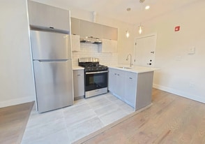 536 Hawthorne Ave, Unit 1