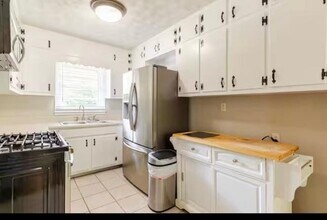 845 Valley Brook Rd in Decatur, GA - Building Photo - Building Photo