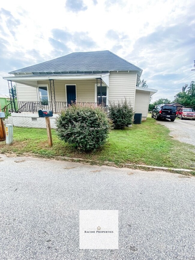 property at 2 Simmons St