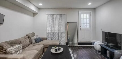 1806 W Montgomery Ave in Philadelphia, PA - Foto de edificio - Building Photo