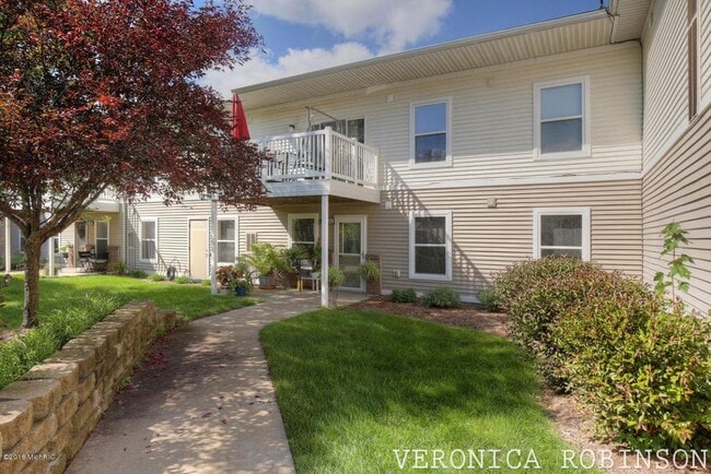 property at 6026 E Fieldstone Hills Dr SE