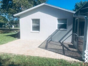 7575 St Andrews Blvd in Spring Hill, FL - Building Photo - Building Photo