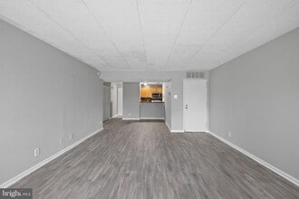 2605 Huntington Ave in Alexandria, VA - Building Photo - Building Photo