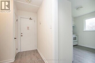 743-743 Cypress Ave in Oshawa, ON - Building Photo - Building Photo