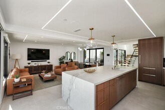 3047 Ocean Blvd in Newport Beach, CA - Building Photo - Building Photo