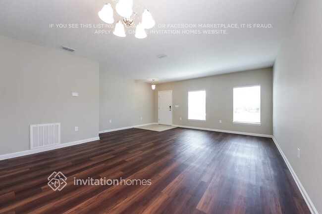 1530 Corbett Ln in West Melbourne, FL - Foto de edificio - Building Photo