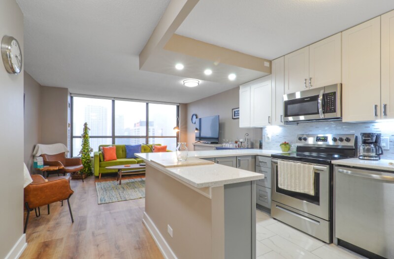 405 n Wabash Ave` in Chicago, IL - Building Photo