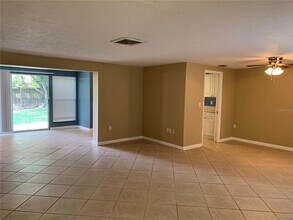 3370 Springmill Cir in Sarasota, FL - Building Photo - Building Photo